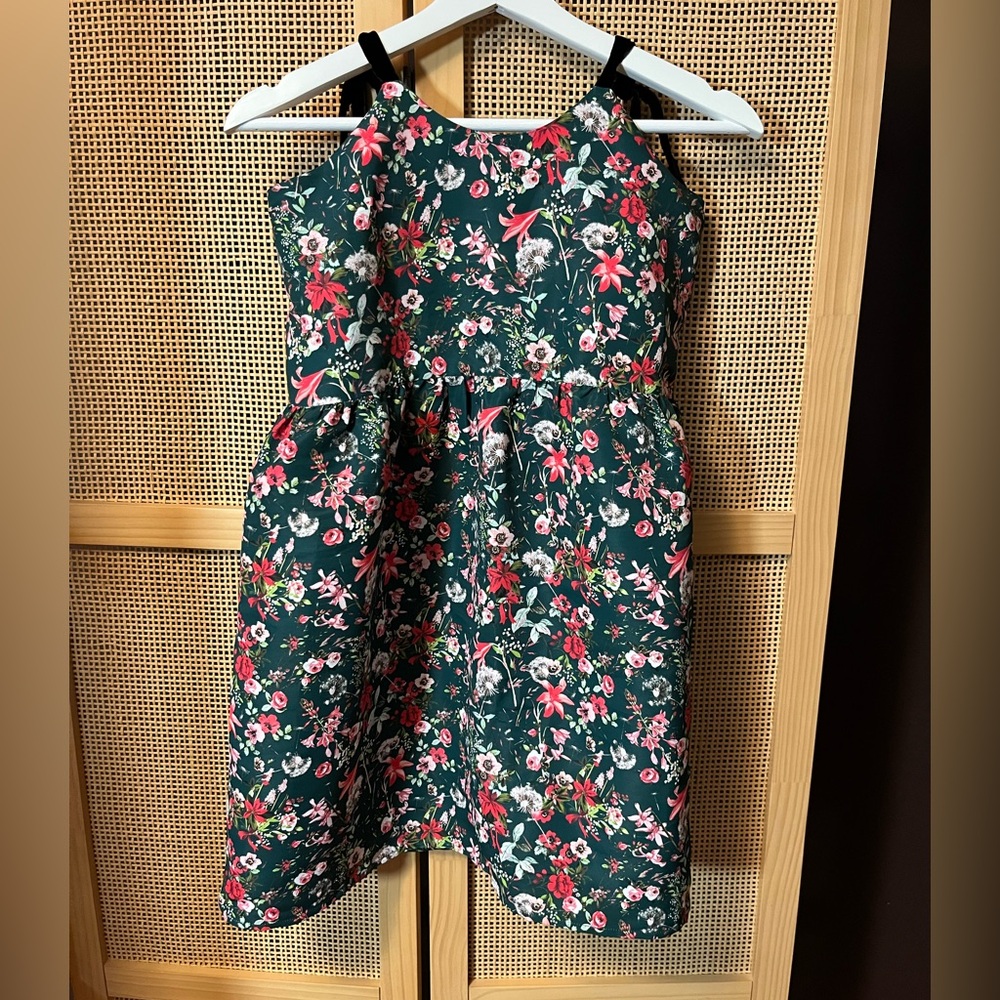 NWOT Vineyard Vines Women’s M Floral Dress